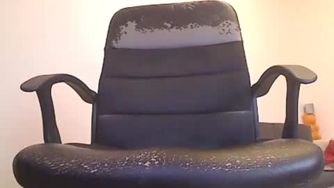 Snapshot of fritz12007 chatting on 12.22.25 sexykl online show from 12.22.25