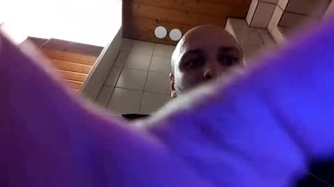 frost3us519185 online show from 02.25.25