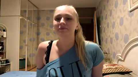 Anna online show from 07.25.26