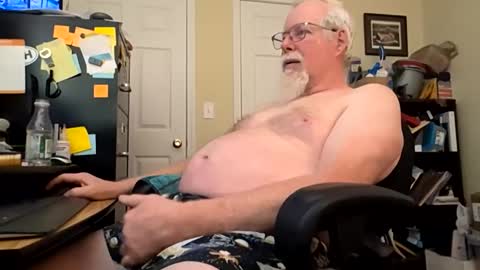 Snapshot of frostygoat chatting on 02.18.26 frostygoat online show from 02.18.26