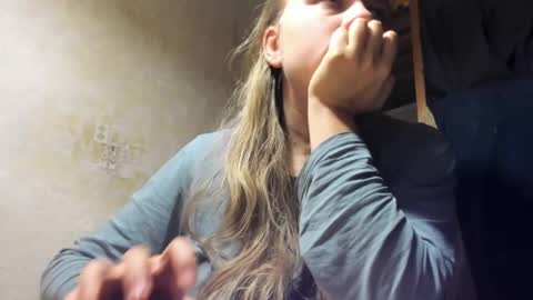 Snapshot of frumcake chatting on 01.27.25 FrumCake online show from 01.27.25