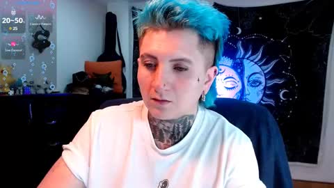 Snapshot of ftmblueyes chatting on 02.11.25 HEHIM online show from 02.11.25