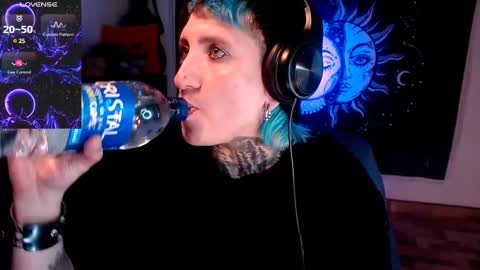 Snapshot of ftmblueyes chatting on 02.20.25 HEHIM online show from 02.20.25