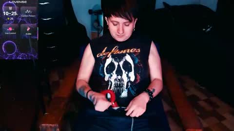 Snapshot of ftmblueyes chatting on 10.22.25 HEHIM online show from 10.22.25