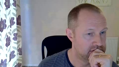 Snapshot of fuck_buddy_uk chatting on 06.20.26 Fuck Buddy UK online show from 06.20.26
