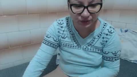 Ella online show from 12.09.24