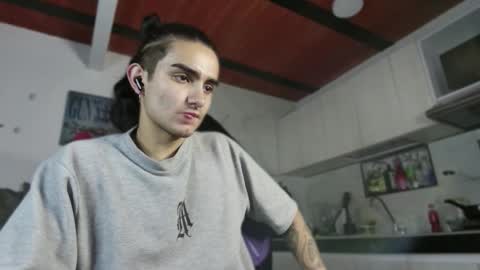 Jhonny online show from 11.18.25