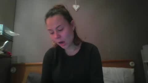Snapshot of fuckhard4you chatting on 12.19.24 La online show from 12.19.24