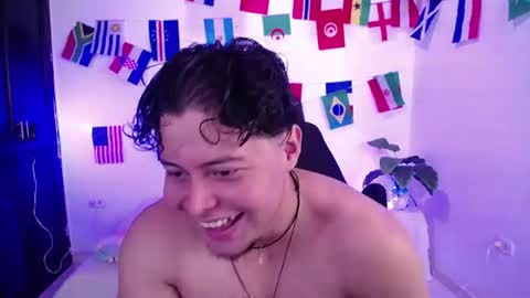 Snapshot of fucking_bear_ chatting on 07.14.26 Axel online show from 07.14.26