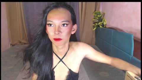 Snapshot of fucking_zoey69 chatting on 05.29.26 fucking_zoey69 online show from 05.29.26