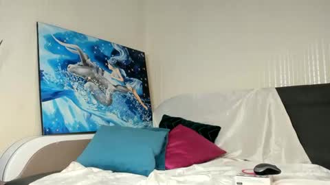 Vicky online show from 01.26.25