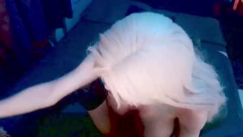 QUEEN OF COMMAND and CUMDUNGEON9 online show from 06.30.26