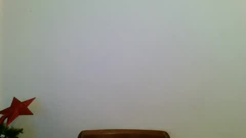 Snapshot of fuckmales21 chatting on 12.18.25 fuckmales21 online show from 12.18.25