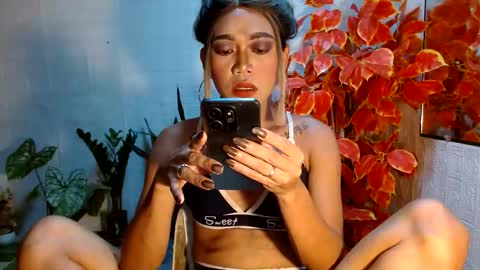 Snapshot of fuckme811826 chatting on 09.27.25 fuckme811826 online show from 09.27.25