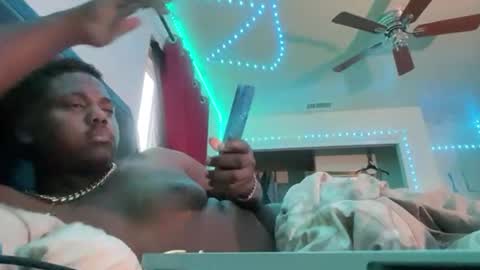 Snapshot of fuckmeb1999 chatting on 11.09.25 Desire Himeros online show from 11.09.25