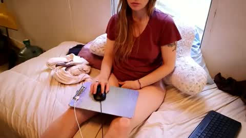 Snapshot of fuckmypussyplz1 chatting on 11.08.25 fuckmypussyplz1 online show from 11.08.25