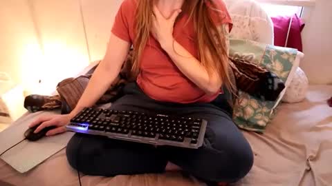 Snapshot of fuckmypussyplz1 chatting on 02.08.26 fuckmypussyplz1 online show from 02.08.26