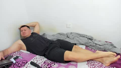 Snapshot of fuckynations chatting on 12.08.24 Fuckdirtymen online show from 12.08.24