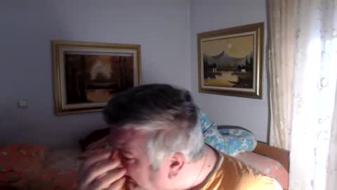 Snapshot of fukingcrazy chatting on 12.11.24 fukingcrazy online show from 12.11.24