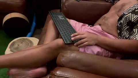 Snapshot of fuklicious chatting on 02.21.25 fuklicious online show from 02.21.25