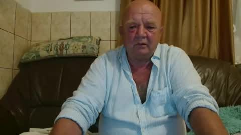 fullballs6 online show from 09.17.25