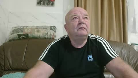 fullballs6 online show from 11.10.25