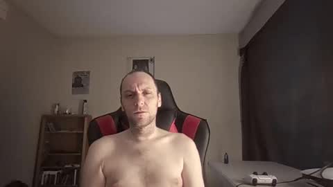 Snapshot of fun4u2tx chatting on 11.13.25 fun4u2tx online show from 11.13.25