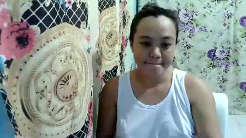 Snapshot of funluvnpinay4u chatting on 06.25.26 MAE online show from 06.25.26