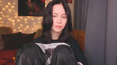 Eva online show from 04.17.26