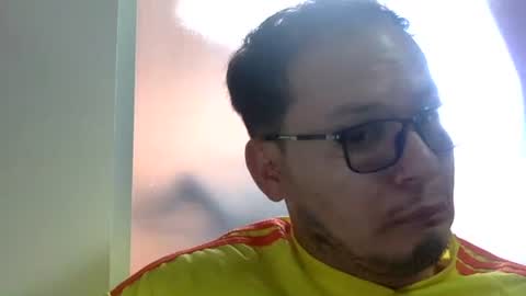 Snapshot of funnyboys18 chatting on 11.18.25 Zanty online show from 11.18.25