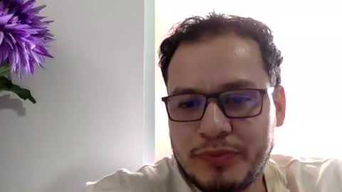 Snapshot of funnyboys18 chatting on 05.12.26 Zanty online show from 05.12.26