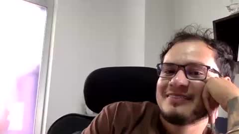Snapshot of funnyboys18 chatting on 06.05.26 Zanty online show from 06.05.26