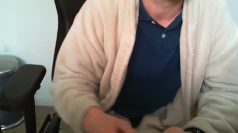 YWhiteNiceMan online show from 05.12.26