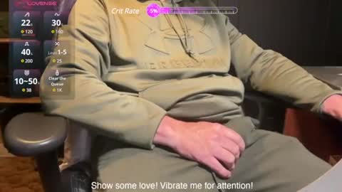 Snapshot of futuro_marido chatting on 12.10.24 Futuro Marido online show from 12.10.24
