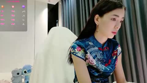 Fuyomi online show from 07.12.26