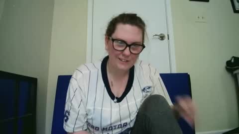 fuzzypeaches87 online show from 06.03.26