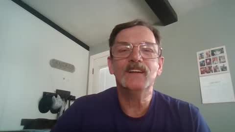 Snapshot of fxson8 chatting on 02.09.25 fxson8 online show from 02.09.25