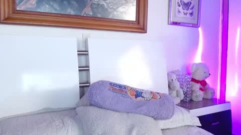 Victoria online show from 12.12.24