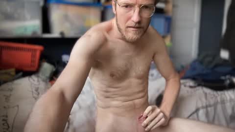 Snapshot of g00nst4r chatting on 12.17.24 g00nst4r online show from 12.17.24