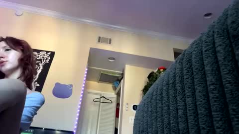 Snapshot of g0ddessluna1800 chatting on 02.21.25 Goddess Luna online show from 02.21.25