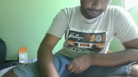 Snapshot of g0lu_ chatting on 02.02.25 Nunnu online show from 02.02.25