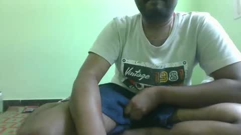 Snapshot of g0lu_ chatting on 02.26.25 Nunnu online show from 02.26.25