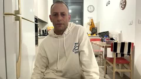 g103031910303 online show from 03.04.26