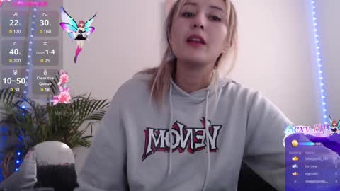 Snapshot of gabb_rioss chatting on 12.31.24 Gabriela online show from 12.31.24