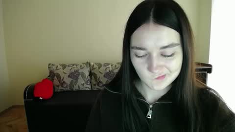 Jaklin online show from 11.12.25