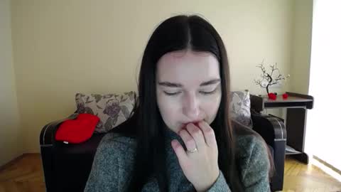 Jaklin online show from 11.18.25