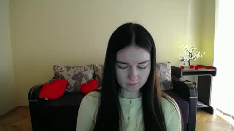 Jaklin online show from 05.06.26