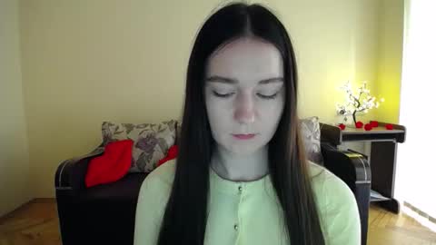 Jaklin online show from 05.12.26