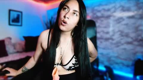 Snapshot of gabby_sweet5 chatting on 10.04.25 Gabby Sweet online show from 10.04.25