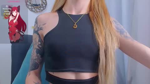 Snapshot of gabbyhills_ chatting on 09.20.25  Gabby  online show from 09.20.25